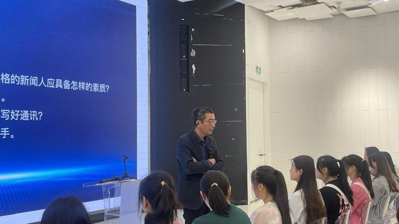 短视频代运营与自运营：差异解析与选择指南